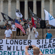 Richard Spencer in front of the Lincoln Memorial All images: Bryan Menegus & Sophie Kleeman/Gizmodo